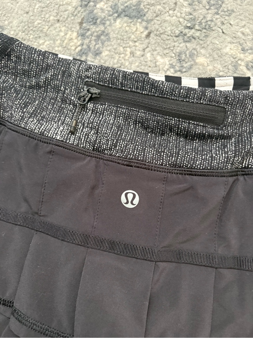 Lululemon Black Pace Setter Skirt Skort, Women’s 4 - Picture 5 of 6